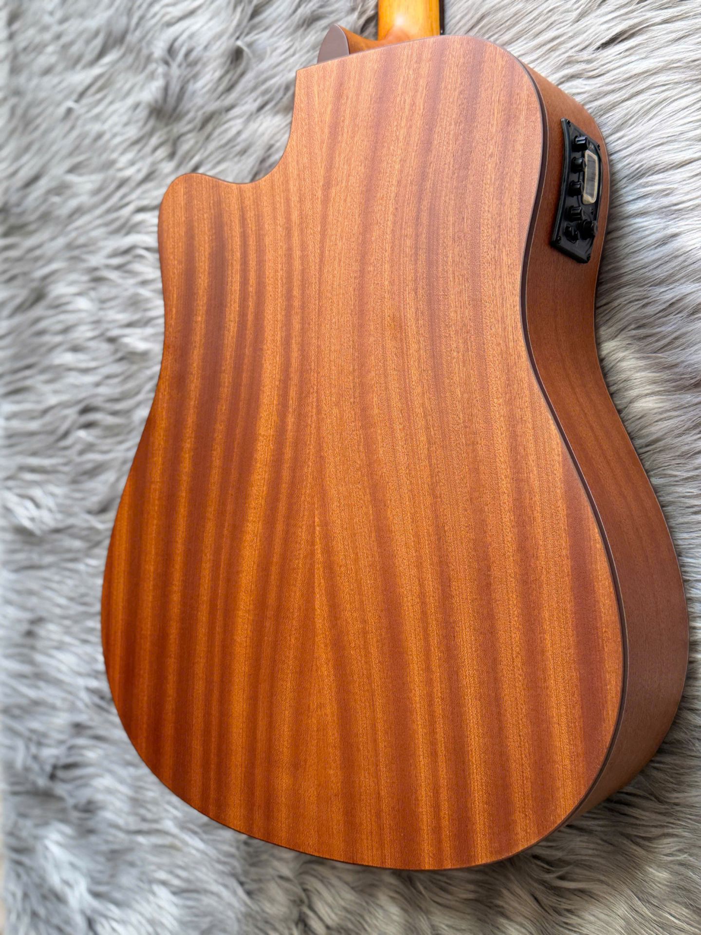 AMARI 418C EQ